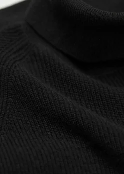 Cheap & Other Stories Cashmere Turtleneck Sweater