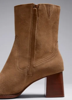 Sale & Other Stories Classic Leather Ankle Boots