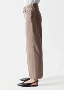 Store & Other Stories Cropped Barrel-Leg Jeans