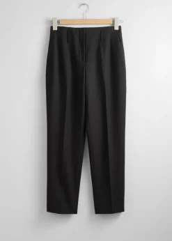 Clearance & Other Stories Cropped Tapered Trousers Black