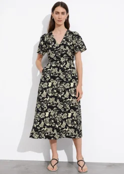 Hot & Other Stories Flutter-Sleeve Midi Dress