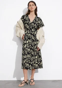 Hot & Other Stories Flutter-Sleeve Midi Dress