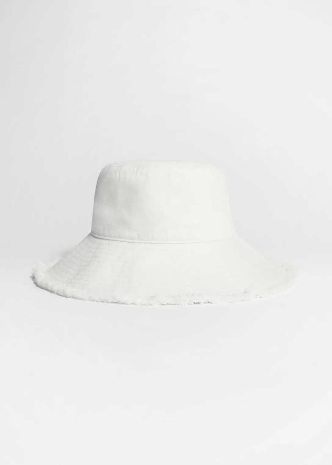Cheap & Other Stories Fringed Bucket Hat