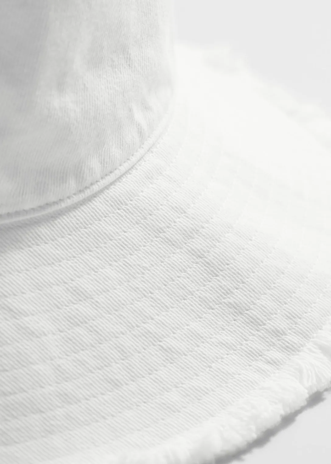 Cheap & Other Stories Fringed Bucket Hat
