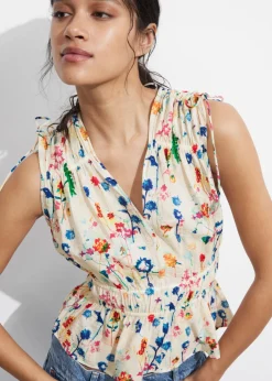 New & Other Stories Gathered Top