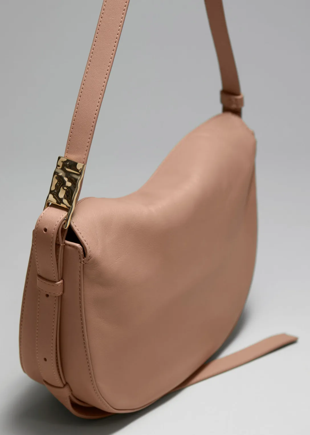 Cheap & Other Stories Leather Shoulder Bag