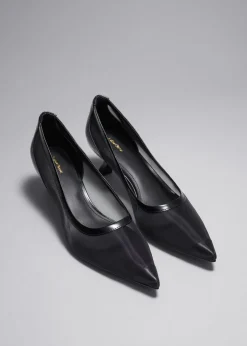 Cheap & Other Stories Point-Toe Pumps Black