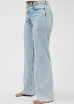 Fashion & Other Stories Straight Jeans