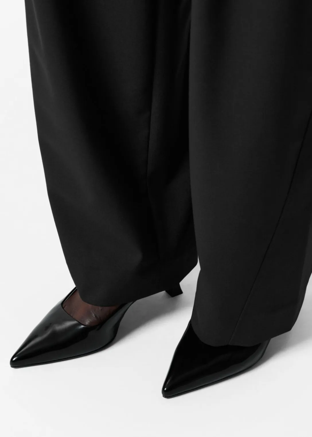Cheap & Other Stories Tailored Barrel-Leg Trousers
