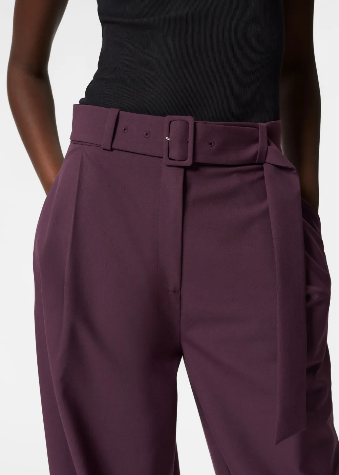 Cheap & Other Stories Tailored Barrel-Leg Trousers