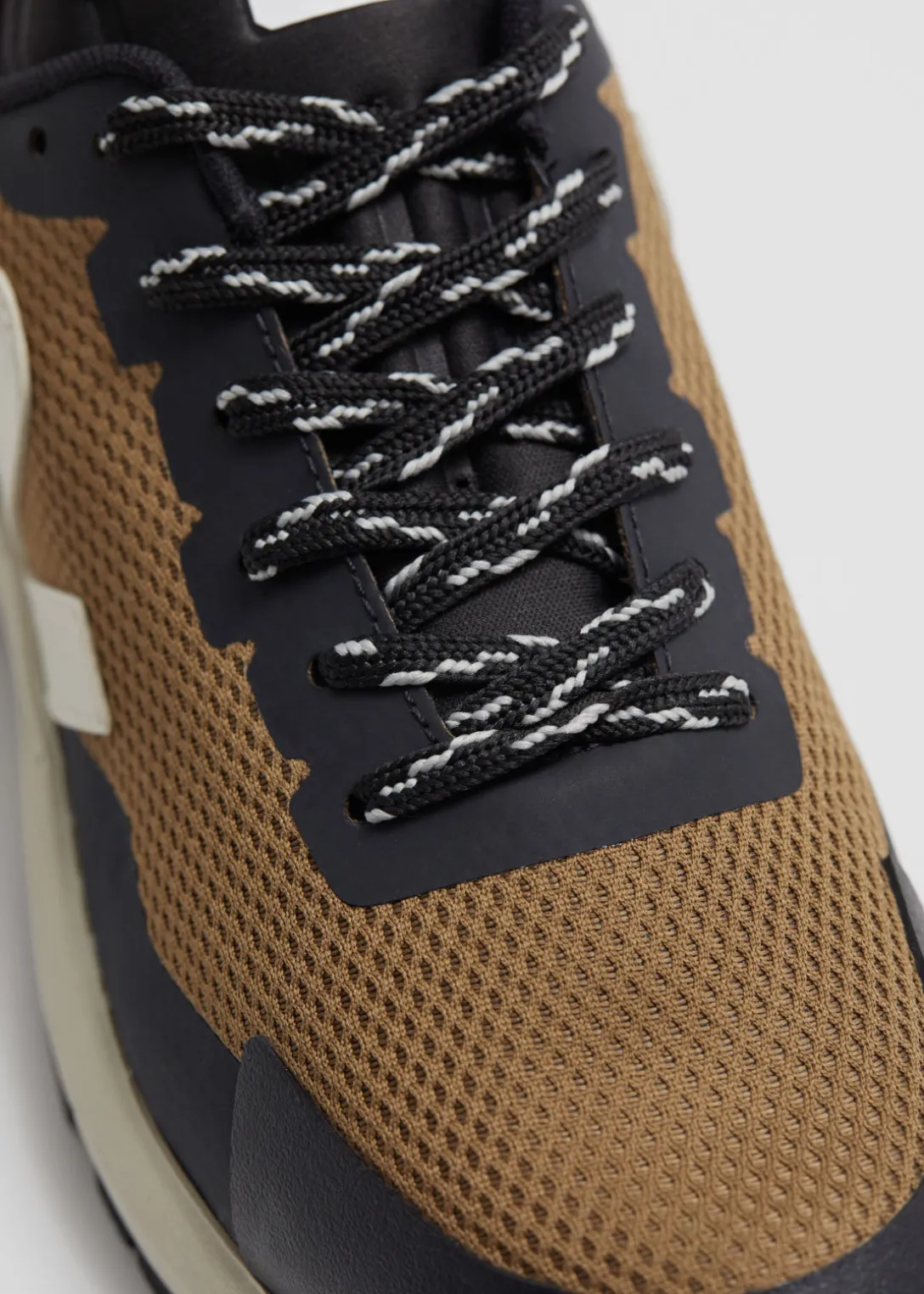 Sale & Other Stories Veja Dekkan Sneakers Brown