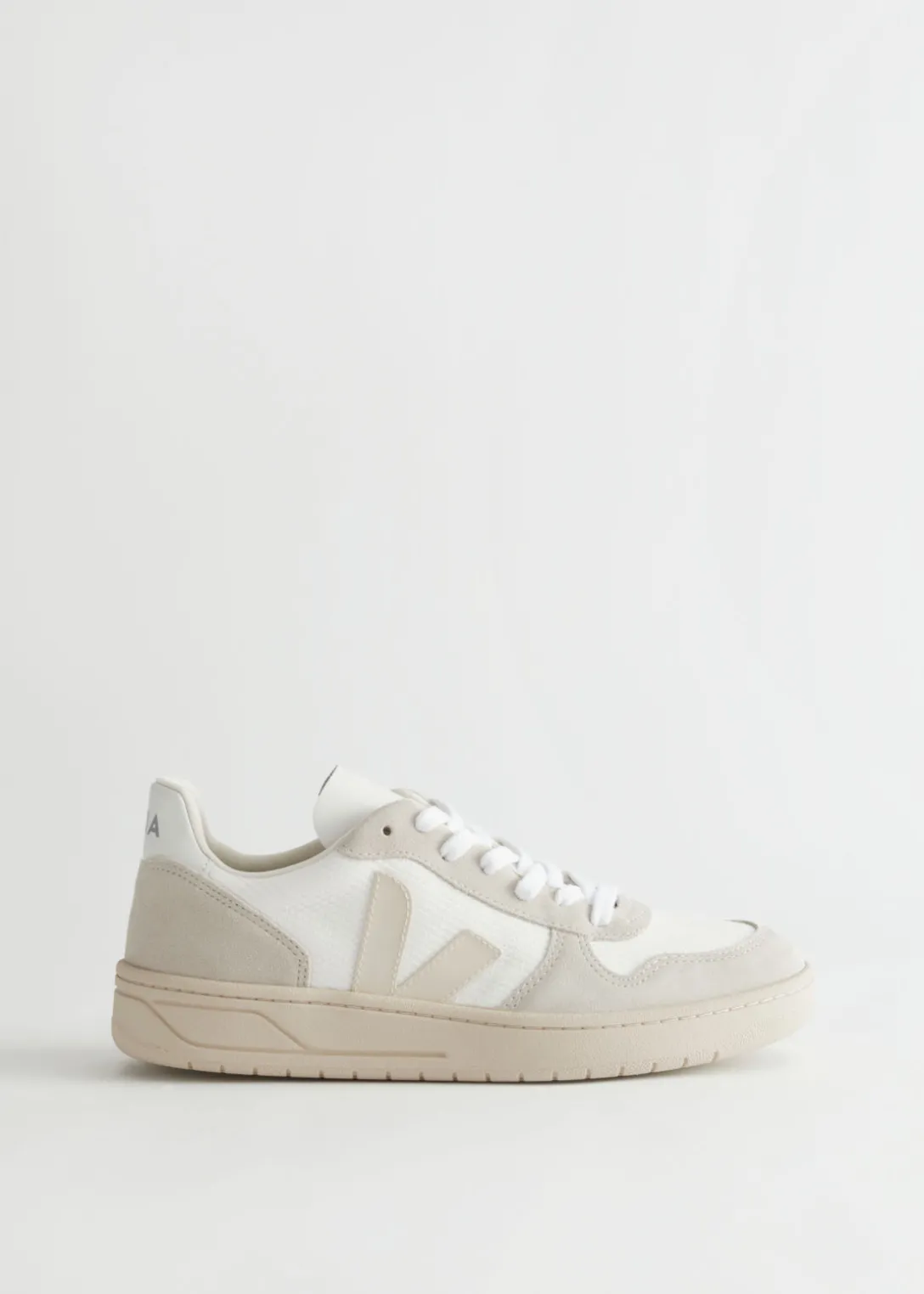 Outlet & Other Stories Veja V-10 Sneakers White/Beige